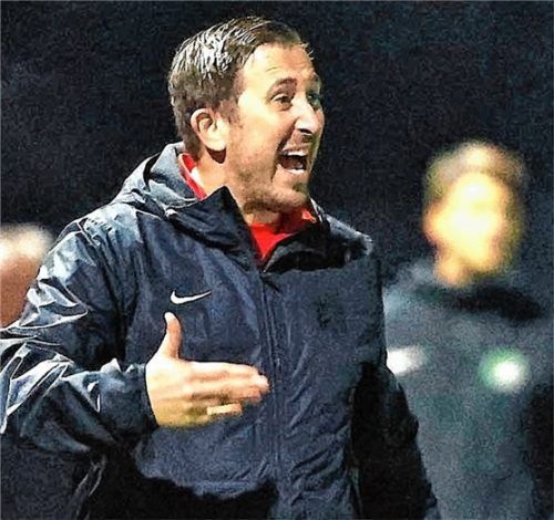 Einvernehmliche Trennung: Harry Mayer ist nicht mehr Trainer in Wasserburg. Foto  Christian Butzhammer