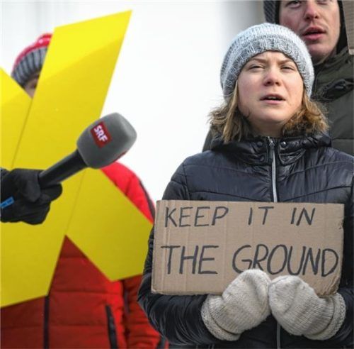 Klimaaktivistin Greta Thunberg während einer nicht genehmigten Demonstration der Klimabewegung Fridays for Future.Foto dpa
