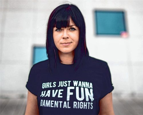 Mareike Fallwickl ist die Autorin des Buches „Die Wut, die bleibt“. Morgen, Freitag, liest sie in Rosenheim. Foto yongyi