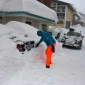 „Anderthalb Meter in zwei Tagen“: Obertauern versinkt im Schnee