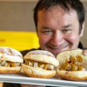 Wurst-Krapfen starten durch