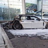 Brandanschlag im Autohaus