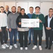 BerufsschuleII spendet 3333 Euro