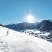 Durch verschneite Täler