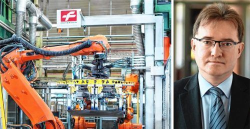 Die Arbeiten bei der Fritzmeier Group laufen nach der Cyberattacke im Januar in allen Niederlassungen nach Angaben des Unternehmens wieder im „gewohnten Normalbetrieb“. Zum Lauf der Ermittlungen hat sich gegenüber den OVB-Heimatzeitungen Oberstaatsanwalt Thomas Goger (rechts) geäußert. Fotos Fritzmeier Group, dpa