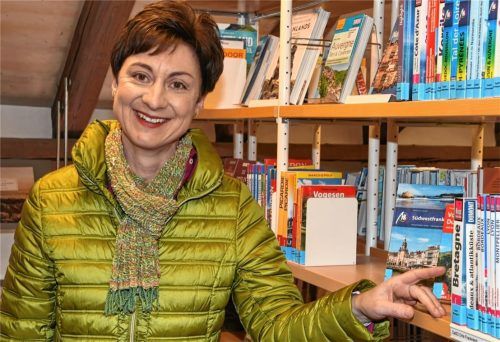Dr. Daniela Mann, Vorsitzende des Fördervereins Städtepartnerschaft Rosenheim-Briançon, freut sich über die lange Freundschaft. Foto Schlecker