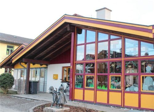 Es wird teurer: In Flintsbach werden Eltern für ihre Kinder, die den Kindergarten oder die Kinderkrippe nach den Sommerferien besuchen, höhere Beiträge zahlen müssen. Das hat der Gemeinderat nun beschlossen.Foto Steffenhagen