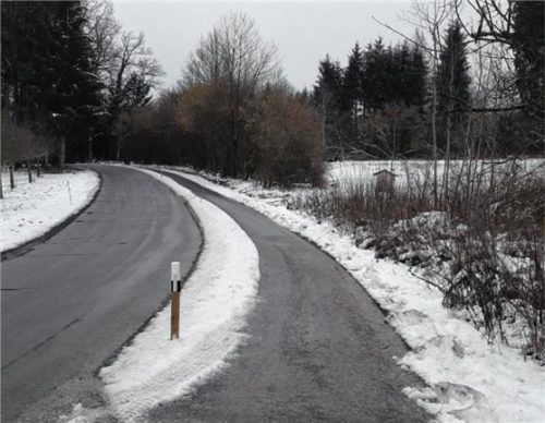 In Eigenregie hat der Söchtenauer Bauhof einen Radweg von Furtmühle nach Berg gebaut.