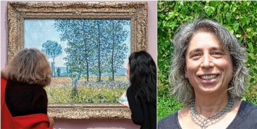 Lichtblicke verspricht Ulrike Sinzinger, die Leiterin der Kolbermoorer Volkshochschule (rechts), für das Frühjahr-Sommer-Semester. Es beginnt am Montag, 13. Februar, mit dem „Lichtmaler“ Claude Monet, der mit seinem Gemälde „Felder im Frühling“ (links) alle Sinne anspricht. Foto dpa/Murat/re