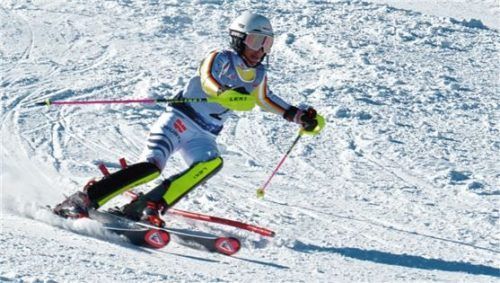 Pauline Fischer vom SC Starnberg gewann bei den Damen den Slalom am zweiten Tag. Fotos SC Aising-Pang