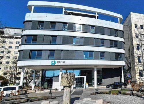 War‘s das mit Corona? Noch nicht ganz. Auch beim Romed-Klinikum Rosenheim werden wieder mehr Corona-Patienten behandelt. Foto Weiser