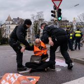 Klimakleber-Protest am Mittleren Ring