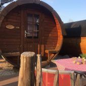 Ein Holzfass mit Kuschelfaktor