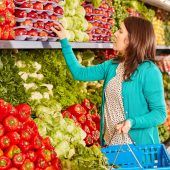 Gemüse und Fisch bekämpfen gefährliches Bauchfett