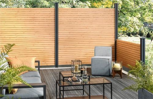 Aluminium-Sichtblenden sind ein Garant für geschützte, gemütliche und flexibel gestaltbare Rückzugsorte. Foto Osmo