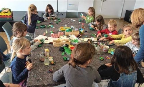 Am Freitag, 31. März, verwandelt sich das OVB Media Forum nach langer Zeit wieder in eine große Bastelwerkstatt.