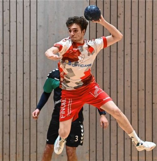 Bruckmühls Benjamin Schubert war gegen Raubling siebenmal erfolgreich.Foto Fischer