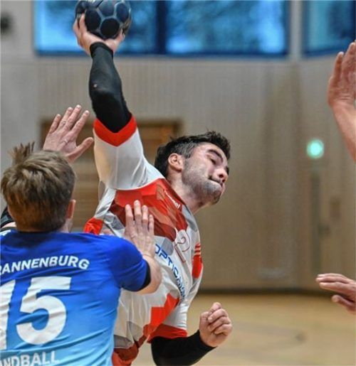 Bruckmühls Florian Rupp war im Heimspiel gegen Brannenburg mit sechs Toren erfolgreich.Foto Thomas Fischer