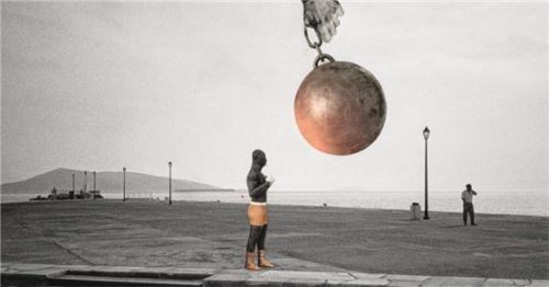 „Collage Harbour catching in Thassos“: Neben den Arbeiten von Karin Schneider-Henn zeigt die Galerie im Alten Rathaus Werke zahlreicher weiterer Fotografen.Foto  Schneider-Henn