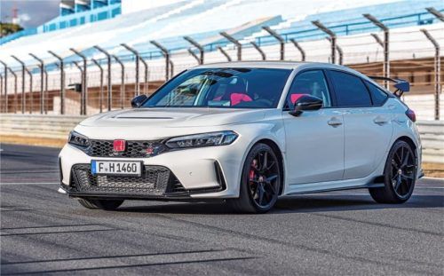 Das Autohaus Schubert zeigt auf der Autoschau unter anderem den Honda Civic Type R.