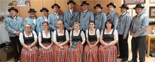 Der Vereinsausschuss bildet gleichzeitig den Festausschuss für die kommende Feier zum 130-jährigen Bestehen. Foto re