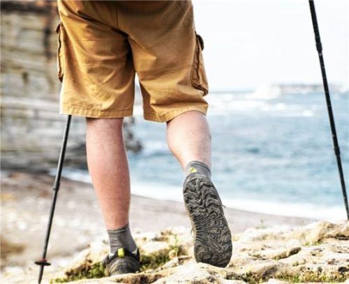 Die angenehmen Temperaturen im Frühling bieten sich an, um Zypern zu Fuß zu erkunden. Foto ettyimages