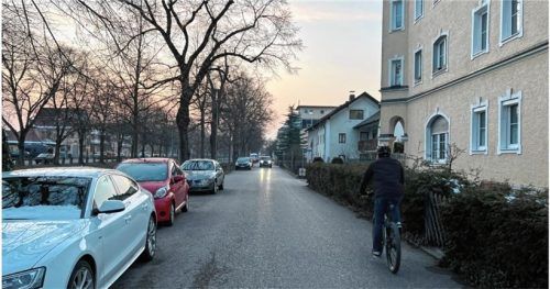 Im April startet die Umwandlung. Dann ist hier Parken nicht mehr erlaubt. Foto Gerlach