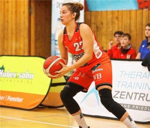 Manuela Scholzgart muss mit Wasserburgs Damen zum Ende der Hauptrunde nach Freiburg.Foto Christian Butzhammer