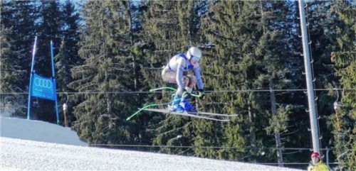 Mit Laufbestzeit im zweiten Durchgang: Noah Moherndl vom SC Rosenheim siegte am Krautkaser.Foto Helmut Wegscheider