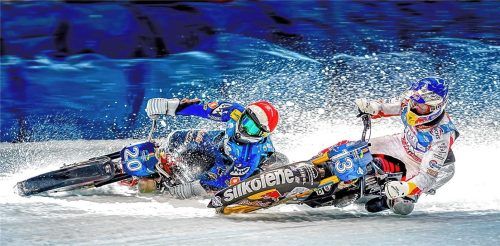 Packender Zweikampf: Der Österreicher Franz Zorn gegen Niclas Svensson aus Schweden auf der Außenbahn.Foto Manfred Hirsch