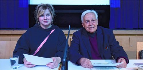 Rainer W. Janka hat nach intensiven Recherchen Rilkes Briefpartner ausfindig gemacht. Die Regisseurin Cornelia Maschner las aus den Korrespondenzen vor.Foto füchtner