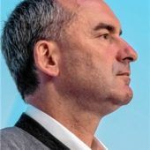 Karstadt: Hubert Aiwanger wirft Blick in die Zukunft