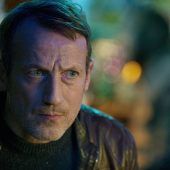 Milchbubi mit Lederjacke