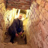 Vergessener Gang in Burg entdeckt