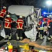 Mann stirbt bei Kollision auf B2
