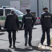Totes Mädchen in Heim: Mann in Haft