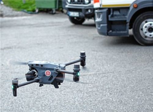 Am Rande des Notfalltags wurden verschiedene Einsatzmittel vorgeführt, darunter auch eine Drohne der Johanniter. Foto Johanniter