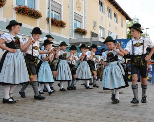 Auch die Kleinsten machen beim Dorffest mit vollem Elan mit. Foto ammelburger