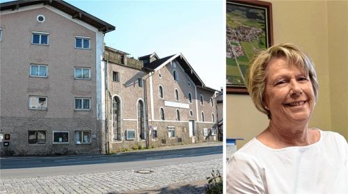 Bürgermeisterin Regina Braun freut sich über reges Vereinstreiben. Gleichwohl weckt die Reismühle mitten in Halfing Begehrlichkeiten bei dem einen oder anderen Verein. Fotos Ammelburger/ Koppetsch