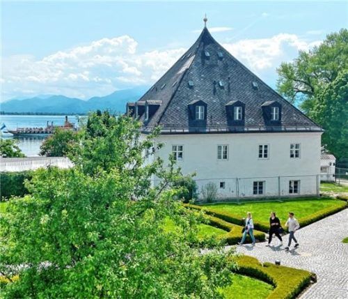 Das Haus Scholastika des Klosters Frauenwörth muss generalsaniert werden. Foto re