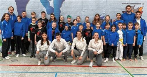 Das Taekwondo-Team aus Kolbermoor holte in Neubiberg insgesamt 32 Medaillen.Foto re