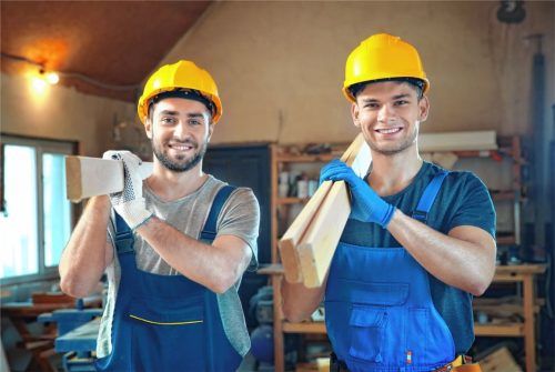 Eine Ausbildung im Handwerk öffnet jungen Menschen in beruflicher Hinsicht Tür und Tor.