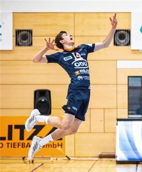 Fabian Bartsch war überragender Mann auf dem Spielfeld, er brillierte auf der für ihn ungewohnten Zuspielerposition. Foto Bartsch