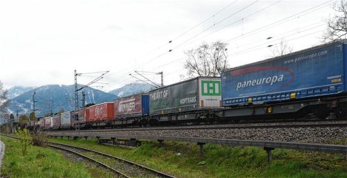 Mit Beteiligung der Bevölkerung und Gemeinden will die Bahn dem Lärm-Problem auf den Grund gehen und Maßnahmen erarbeiten, die Abhilfe schaffen. Foto Franz Ruprecht
