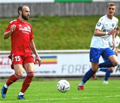 Möglicher Kandidat für die Startformation: Andrew Barsalona, hier im Hinspiel gegen den TSV Nördlingen, das mit 3:5 verloren ging.Foto Hans-Jürgen Ziegler