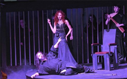 Opfer werden bei „Salome“ zu Tätern. Fast alle Charaktere sind laut dem Intendanten Psychopathen. Foto Unterseer