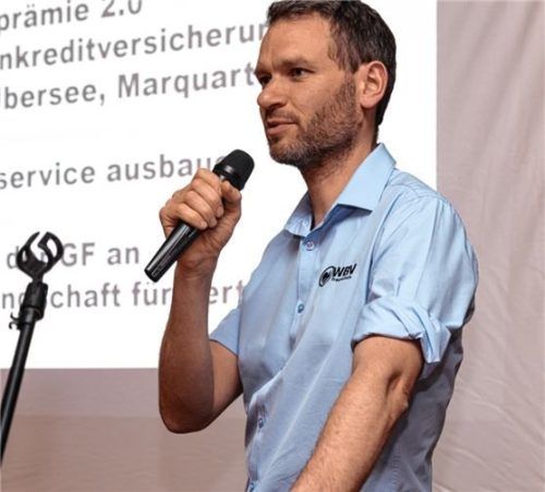 Remigius Hammerl, Geschäftsführer der Waldbesitzervereinigung Traunstein, stellte die aktuellen Zahlen vor.Foto Effner