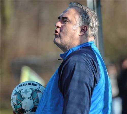 Trainer Christoph Ewertz kann den TuS Raubling erhobenen Hauptes verlassen.Foto Franz Ruprecht