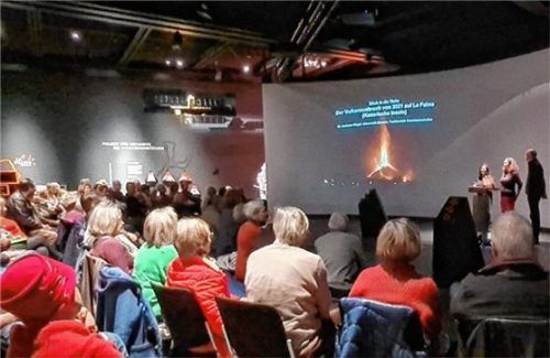 Volles Haus bei der Ringvorlesung im Lockschuppen: Über 70 Gäste lauschten dem Fachvortrag. Foto re