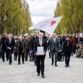 Trauermarsch für die Opfer des NS-Terrors